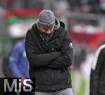 31.01.2026, Fussball 1. Bundesliga 2025/2026, 20.Spieltag, FC Augsburg - FC St. Pauli, in der WWK-Arena Augsburg. Trainer Alexander Blessin (FC St. Pauli) nachdenklich.
 

