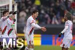 31.01.2026, Fussball 1. Bundesliga 2025/2026, 20.Spieltag, FC Augsburg - FC St. Pauli, in der WWK-Arena Augsburg. Torjubel Michael Gregoritsch (Augsburg) mit Noahkai Dominic Banks (FC Augsburg) und Han-Noah Massengo (FC Augsburg), Elvis Rexhbecaj (FC Augsburg) 