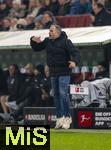 31.01.2026, Fussball 1. Bundesliga 2025/2026, 20.Spieltag, FC Augsburg - FC St. Pauli, in der WWK-Arena Augsburg. Trainer Manuel Baum (FC Augsburg) hebt in Rage ab 