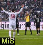 31.01.2026, Fussball 1. Bundesliga 2025/2026, 20.Spieltag, FC Augsburg - FC St. Pauli, in der WWK-Arena Augsburg. Schiedsrichter Sascha Stegemann