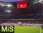 08.02.2026, Fussball Bundesliga 2025/2026, 21.Spieltag, FC Bayern München - TSG 1899 Hoffenheim, in der Allianz-Arena München,   Choreografie gegen das Vegessen , 



