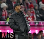 08.02.2026, Fussball Bundesliga 2025/2026, 21.Spieltag, FC Bayern München - TSG 1899 Hoffenheim, in der Allianz-Arena München,   Trainer Vincent Kompany (FC Bayern München) ist unzufrieden.


