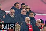 08.02.2026, Fussball Bundesliga 2025/2026, 21.Spieltag, FC Bayern München - TSG 1899 Hoffenheim, in der Allianz-Arena München,   Trainer Julian Nagelsmann (Deutschland) über Ex-Vorstandsvorsitzender Karl-Heinz Rummenigge (FC Bayern München) und Ehren-Präsident Uli Hoeneß (FC Bayern München, Hoeness) und Sportvorstand Max Eberl (Bayern München) 


