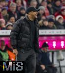 08.02.2026, Fussball Bundesliga 2025/2026, 21.Spieltag, FC Bayern München - TSG 1899 Hoffenheim, in der Allianz-Arena München, Trainer Vincent Kompany (FC Bayern München) gibt Anweisungen.