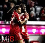 08.02.2026, Fussball Bundesliga 2025/2026, 21.Spieltag, FC Bayern München - TSG 1899 Hoffenheim, in der Allianz-Arena München, v.li: Luis Diaz (FC Bayern München), Dayot Upamecano (FC Bayern München) Torjubel 