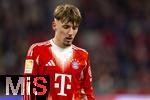 08.02.2026, Fussball Bundesliga 2025/2026, 21.Spieltag, FC Bayern München - TSG 1899 Hoffenheim, in der Allianz-Arena München,  Lennart Karl (FC Bayern München) nachdenklich 