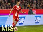 08.02.2026, Fussball Bundesliga 2025/2026, 21.Spieltag, FC Bayern München - TSG 1899 Hoffenheim, in der Allianz-Arena München,  Aleksandar Pavlovic (Bayern München)  