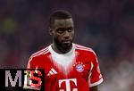 08.02.2026, Fussball Bundesliga 2025/2026, 21.Spieltag, FC Bayern München - TSG 1899 Hoffenheim, in der Allianz-Arena München,  Dayot Upamecano (FC Bayern München) nachdenklich 