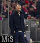 08.02.2026, Fussball Bundesliga 2025/2026, 21.Spieltag, FC Bayern München - TSG 1899 Hoffenheim, in der Allianz-Arena München,  Trainer Christian Ilzer (Hoffenheim) nachdenklich  