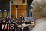09.02.2026, Bad Wörishofen im Unterallgäu, Parteiveranstaltung zur Kommunalwahl 2026, Freie Wähler laden ein in den Kursaal. Zu Gast ist Hubert Aiwanger (Stellvertretender bayerischer Ministerpräsident, Staatsminister für Wirtschaft, Landesentwicklung und Energie, Bundes- und bayerischer Landesvorsitzender der Freien Wähler), vorne die Kneipp-Büste vom Bad Wörishofener Pfarrer Sebastian Kneipp 