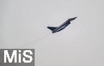 10.02.2026,  Am Himmel über Bad Wörishofen im Unterallgäu. Eurofighter der Luftwaffe vom TakLwG 74 in Neuburg während einer Übung. Die Luftwaffe führt Flugübungen mit dem Eurofighter Jagdflugzeug durch. Der Eurofighter Typhoon ist ein zweistrahliges Mehrzweckkampfflugzeug.  